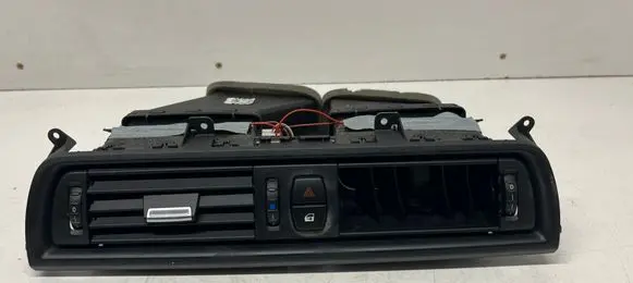 BMW 5 F10 F11 Dash center air vent grill 9192897