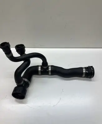 BMW 5 E60 E61 Coolant pipe/hose 