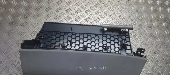 Lexus IS 220D-250-350 Glove box 5551353010 55513-53010