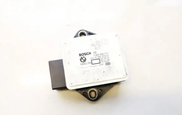 BMW 5 E60 E61 ESP acceleration yaw rate sensor 0265005711 34526782370-01