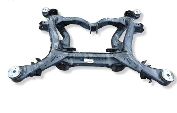 Volkswagen Touareg II Rear subframe 99113876