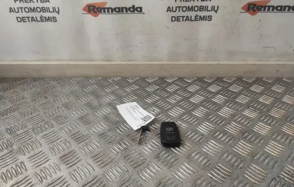 Toyota Prius (XW50) Ignition key/card MR10028