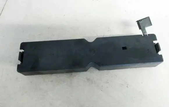 Volkswagen II LT Tail light bulb cover holder 2d0945257c