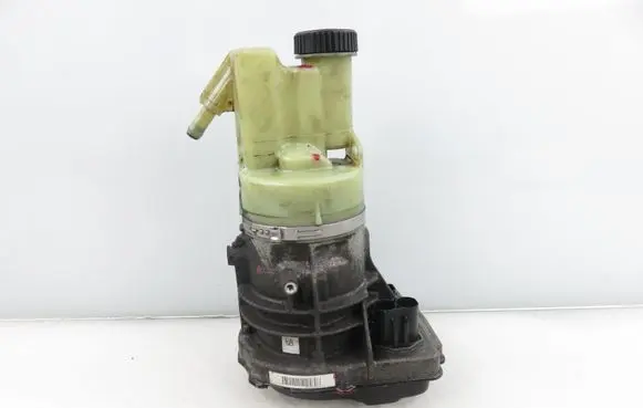 Renault Master III Power steering pump A0047921B 491103543R
