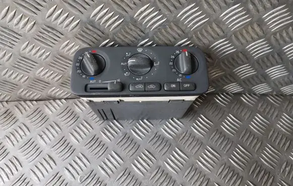 Volvo S70 V70 V70 XC Climate control unit 9171799