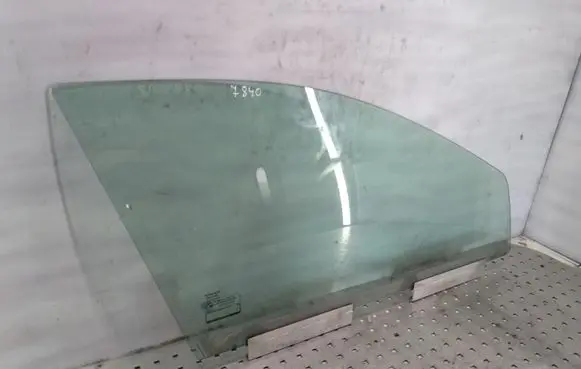Volvo S60 Front door window glass four-door 43R001105