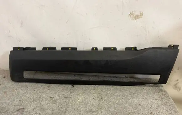 Renault Master III Panel trim 682110116R