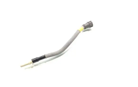 Nissan Micra K14 Turbo turbocharger oiling pipe/hose 118724601R