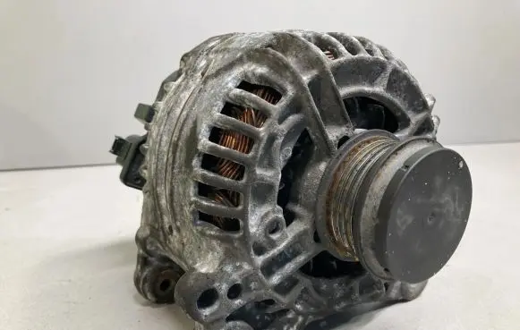 Audi A4 S4 B5 8D Generator/alternator 028903031 0124515083090