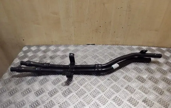 Mercedes-Benz B W246 W242 Engine coolant pipe/hose EK3022210 EN7542AW3103
