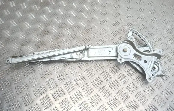 Toyota Corolla Verso E121 Front window lifting mechanism without motor