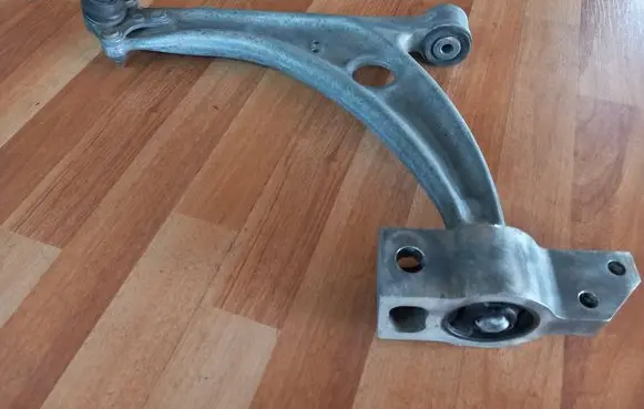 Volkswagen PASSAT B6 Front control arm 3C0407153B