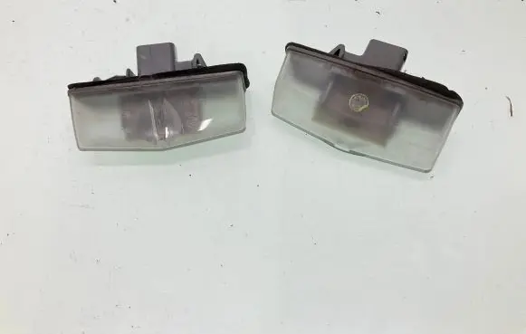 Lexus RX 450H Number plate light