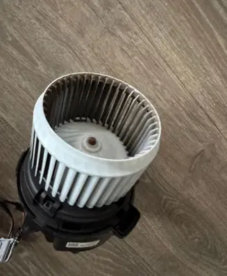 Renault Captur II Heater fan/blower MR116625