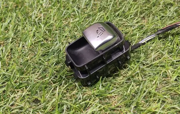 Mercedes-Benz GLC X253 C253 Seat control switch A2059052213