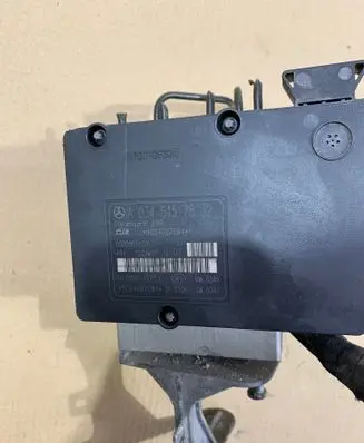 Mercedes-Benz C W203 ABS Pump A0345457832 00009551E0 10092515753