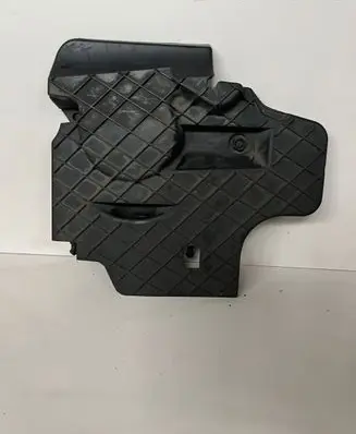 Mercedes-Benz E W212 Timing belt guard (cover) A6510100175 BBP198402