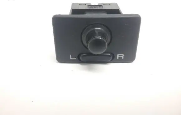 Subaru Legacy Wing mirror switch