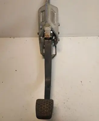 Clutch pedal