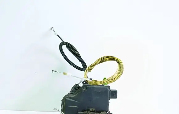 Audi A6 S6 C5 4B Rear door lock