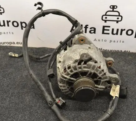 Audi Q3 8U Generator/alternator 03L903023A