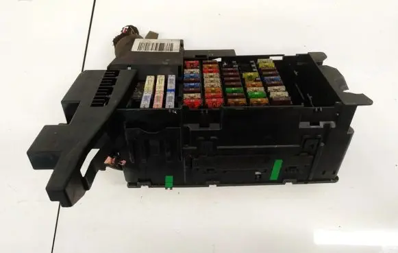 Mercedes-Benz A W169 Fuse box set 40004139975