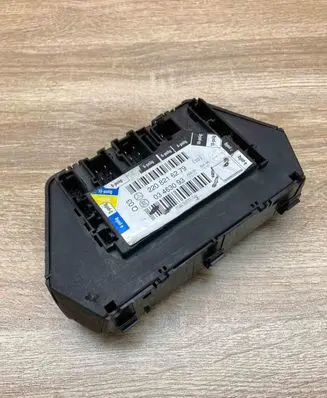 Mercedes-Benz S W220 Door control unit/module 2208216279 03463093