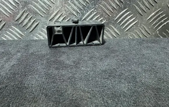 Mercedes-Benz A W177 Radiator mount bracket A2475020000