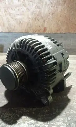 Volkswagen PASSAT B6 Generator/alternator 021903026L
