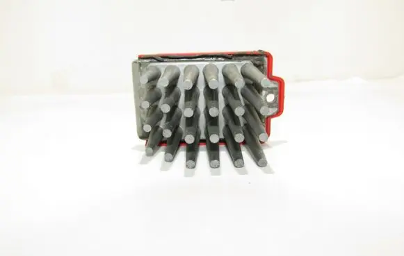 Audi A4 S4 B5 8D Heater blower fan relay 357907521