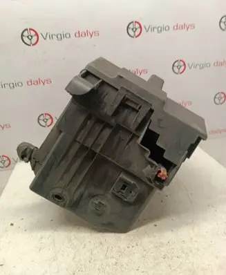 Renault Trafic II (X83) Fuse box set 8200490003 93856636