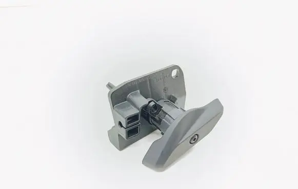 Engine bonnet (hood) release handle