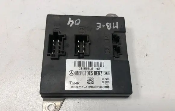 Mercedes-Benz E W211 Other control units/modules 2115452132