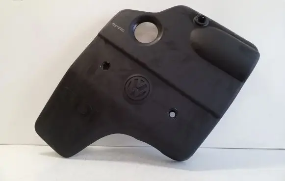 Volkswagen PASSAT B4 Engine cover (trim) 028103935C