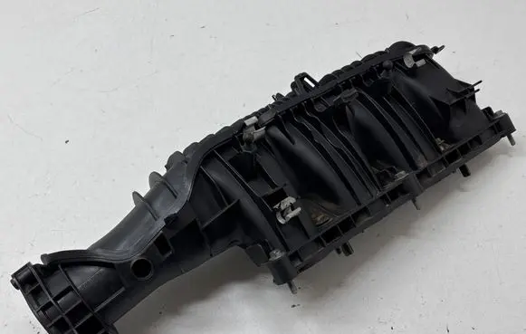 BMW X1 F48 F49 Intake manifold 7617500 17081044361
