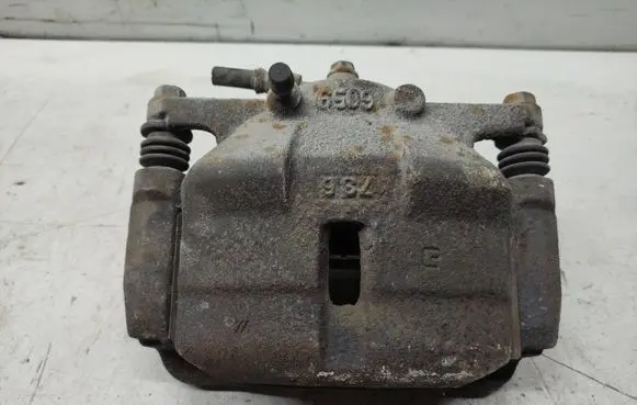 Nissan Qashqai Front brake caliper