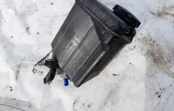 BMW 5 F10 F11 Coolant expansion tank/reservoir 1713760194903