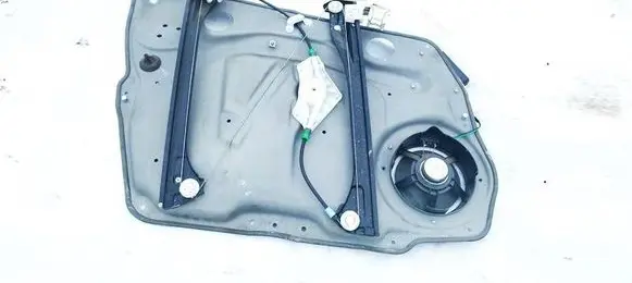 Mercedes-Benz A W169 Front door electric window regulator A1697203079