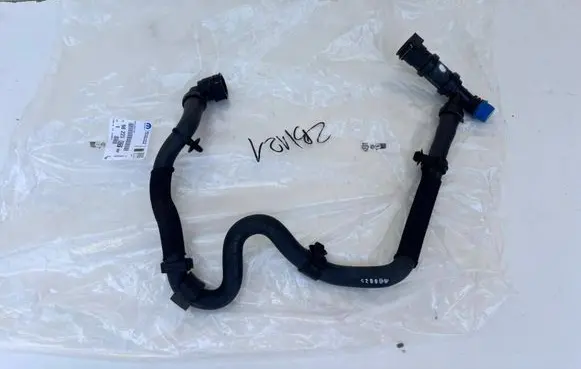 Citroen DS9 Engine coolant pipe/hose 9822382280
