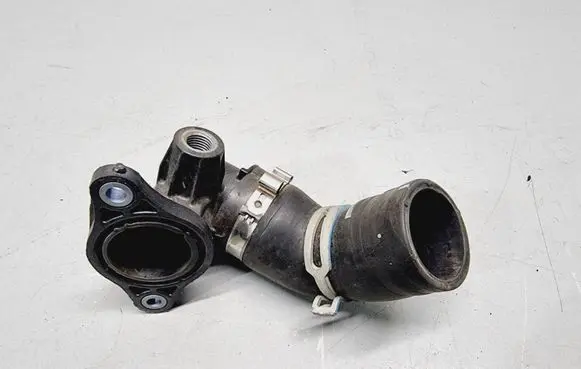 Renault Kadjar EGR valve line/pipe/hose 147138070R 1412000Q1L