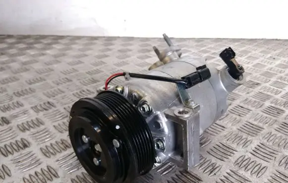 Ford Focus Air conditioning (A/C) compressor (pump) DV6119D629FG