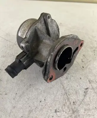 Nissan Micra Vacuum pump 7223891205 04T3353320 8200327149