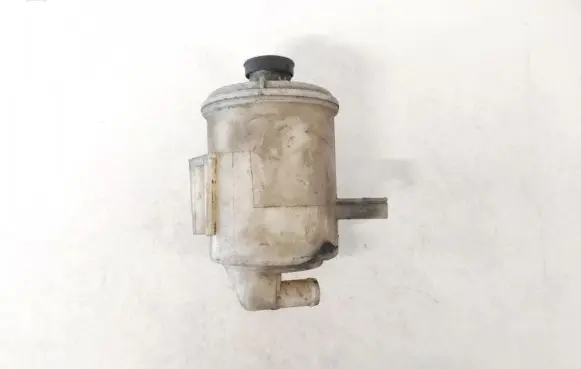 Toyota Camry Power steering fluid tank/reservoir