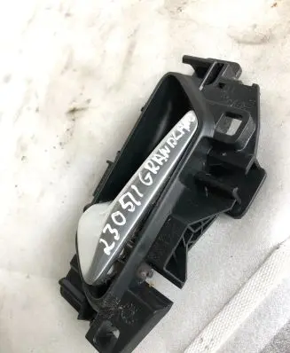 Opel Grandland X Rear door interior handle 98201553w
