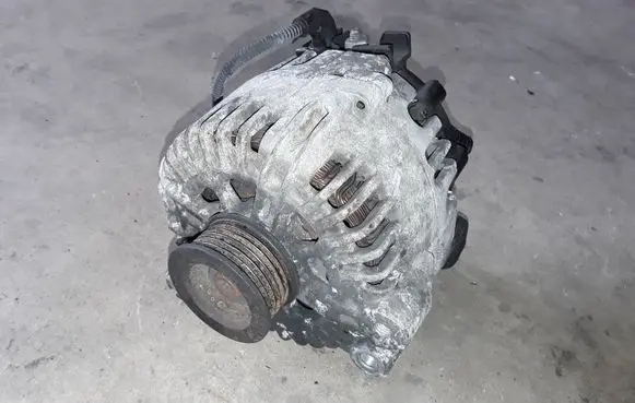 BMW 1 E81 E87 Generator/alternator 2543303A 7797519AI01