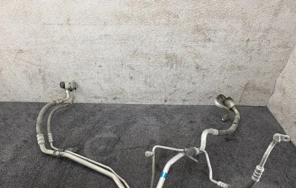 KIA Sportage Air conditioning (A/C) pipe/hose 977753U200 SL02LHD