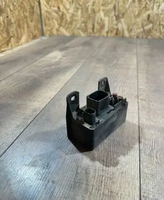 Mercedes-Benz E W211 Glow plug pre-heat relay