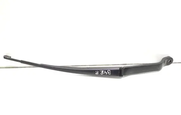 Honda CR-V Front wiper blade arm K7950