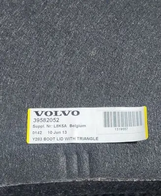 Volvo S60 Tailgate trim 39582052