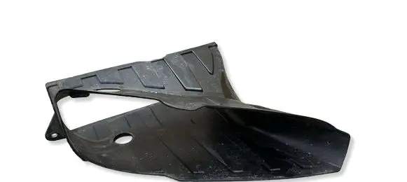 Lexus RX 450H Intercooler air guide/duct channel 847